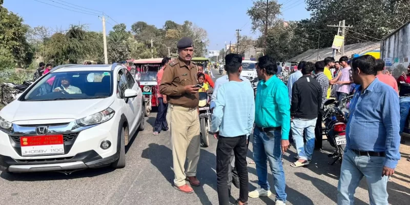 01_02_2023-chakradharpur_accident__23316116